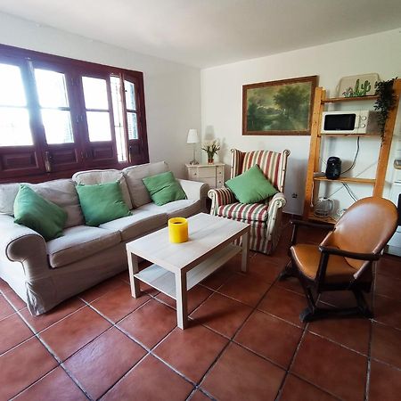Apartamento-Estudio En Villa Con Piscina มาลากา ภายนอก รูปภาพ