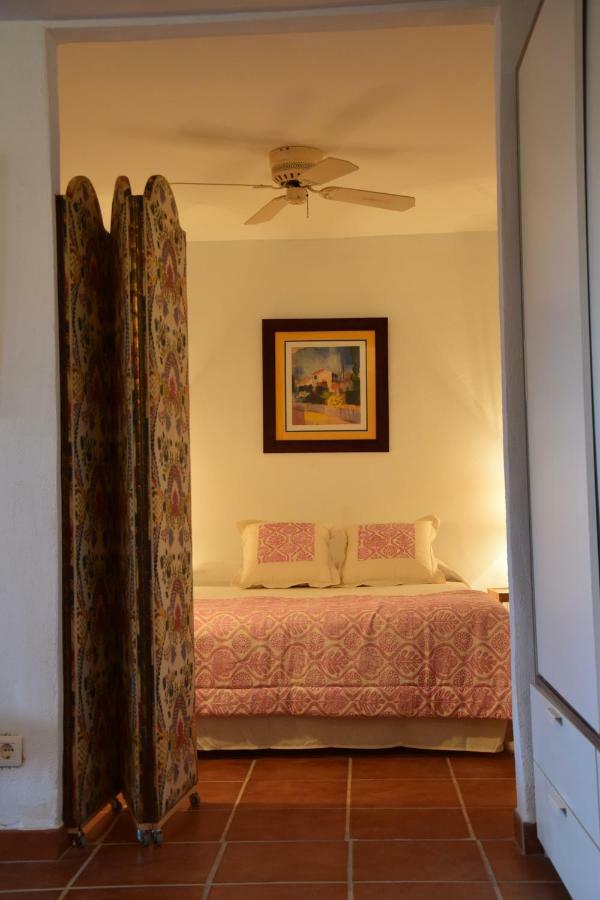 Apartamento-Estudio En Villa Con Piscina มาลากา ภายนอก รูปภาพ