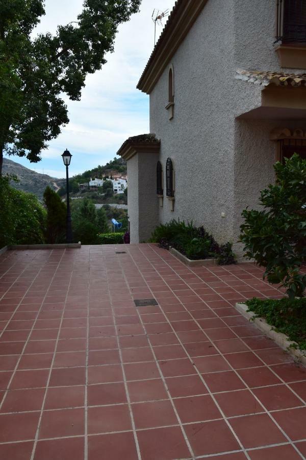 Apartamento-Estudio En Villa Con Piscina มาลากา ภายนอก รูปภาพ