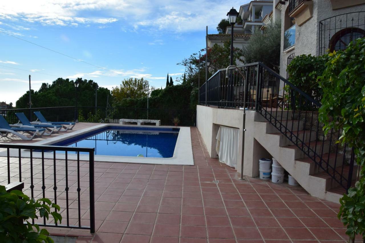 Apartamento-Estudio En Villa Con Piscina มาลากา ภายนอก รูปภาพ